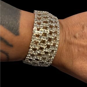 Quality Sparkling Cuff Bracelet Swarvoski Crystals in a Silver-tone Setting